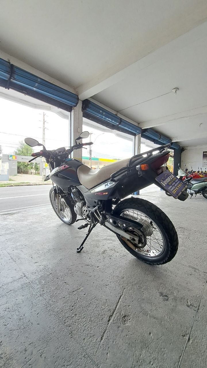 HONDA BROS 150 ES TRASEIRA ESQUERDA